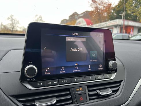 Certified 2021 Nissan Altima 2.5 SV image 34