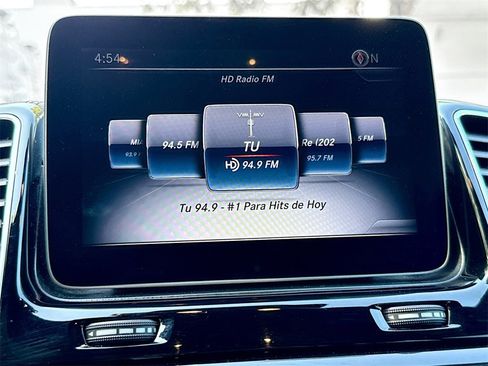 Used 2018 Mercedes-Benz GLS 450 4MATIC w/ Premium Package image 16