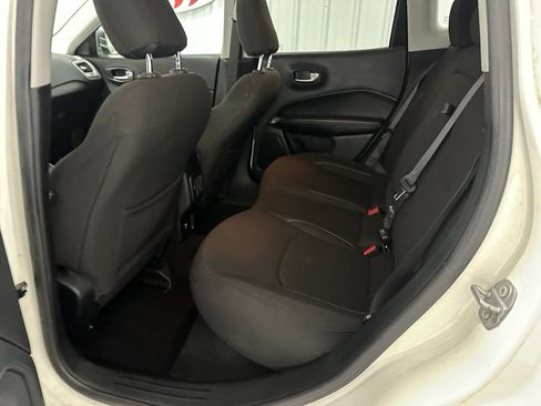 Used 2021 Jeep Compass Sport AWD/4WD image 12