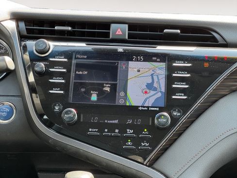 Used 2019 Toyota Camry XLE FWD image 15