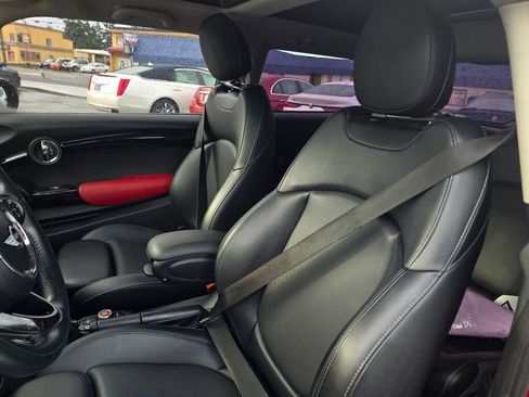 Used 2017 MINI Cooper S image 17