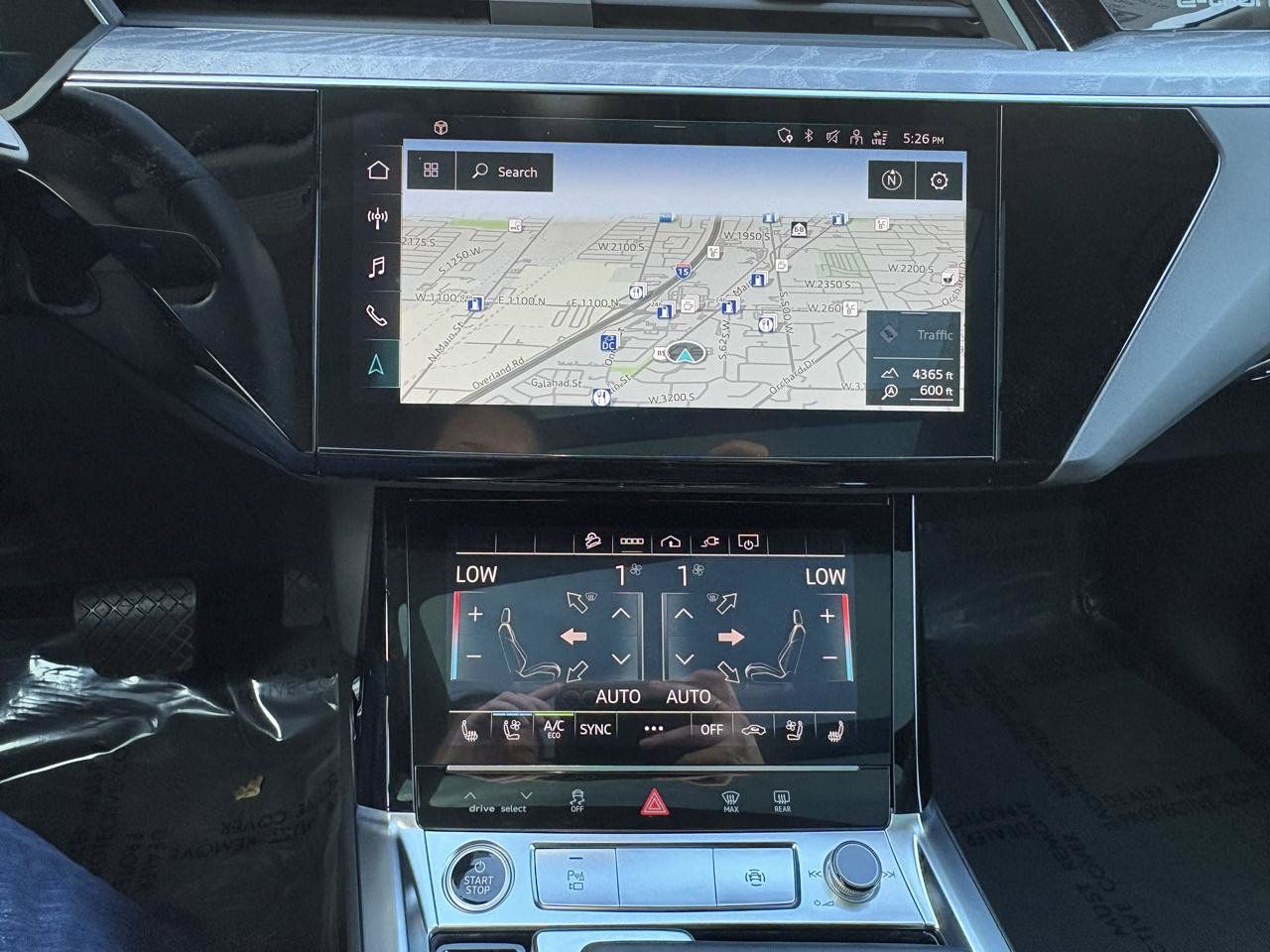Used 2024 Audi Q8 e-tron Premium Plus w/ Premium Plus Package AWD/4WD image 6