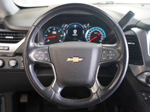 Used 2020 Chevrolet Suburban Premier AWD/4WD image 11