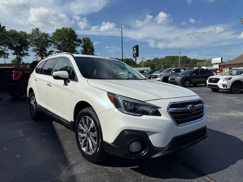 Used 2019 Subaru Outback 3.6R Touring w/ Popular Package #3A image 8