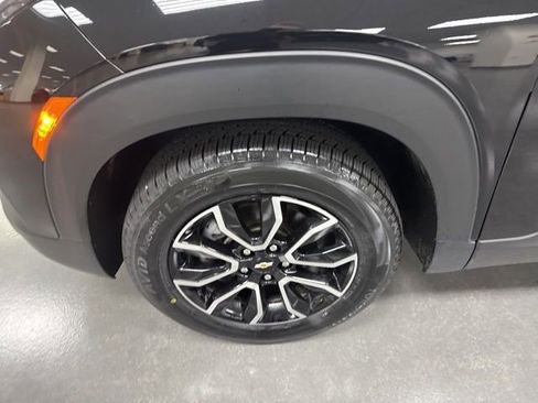 Used 2023 Chevrolet TrailBlazer ACTIV w/ Convenience Package FWD image 40