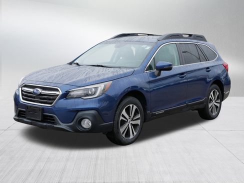Used 2019 Subaru Outback 2.5i Limited image 3