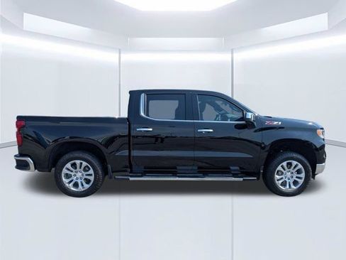Used 2024 Chevrolet Silverado 1500 LTZ w/ LTZ Premium Package AWD/4WD image 3