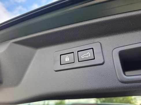 New 2026 Subaru Outback Limited AWD/4WD image 15