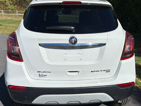 Used 2017 Buick Encore Preferred image 9