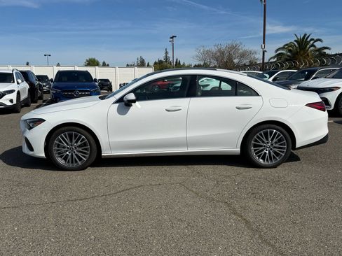 Used 2025 Mercedes-Benz CLA 250 CLA 250 image 2