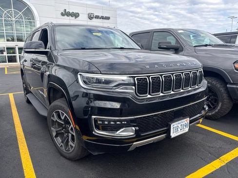 Certified 2024 Jeep Wagoneer L Series III w/ Flexible Seating Group AWD/4WD image 1