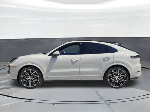 New 2026 Porsche Cayenne Coupe AWD/4WD image 2