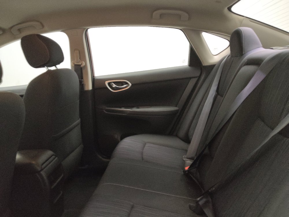 Used 2017 Nissan Sentra SV w/ Electronics Package FWD image 18