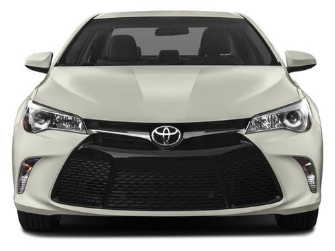 Used 2017 Toyota Camry SE FWD image 4