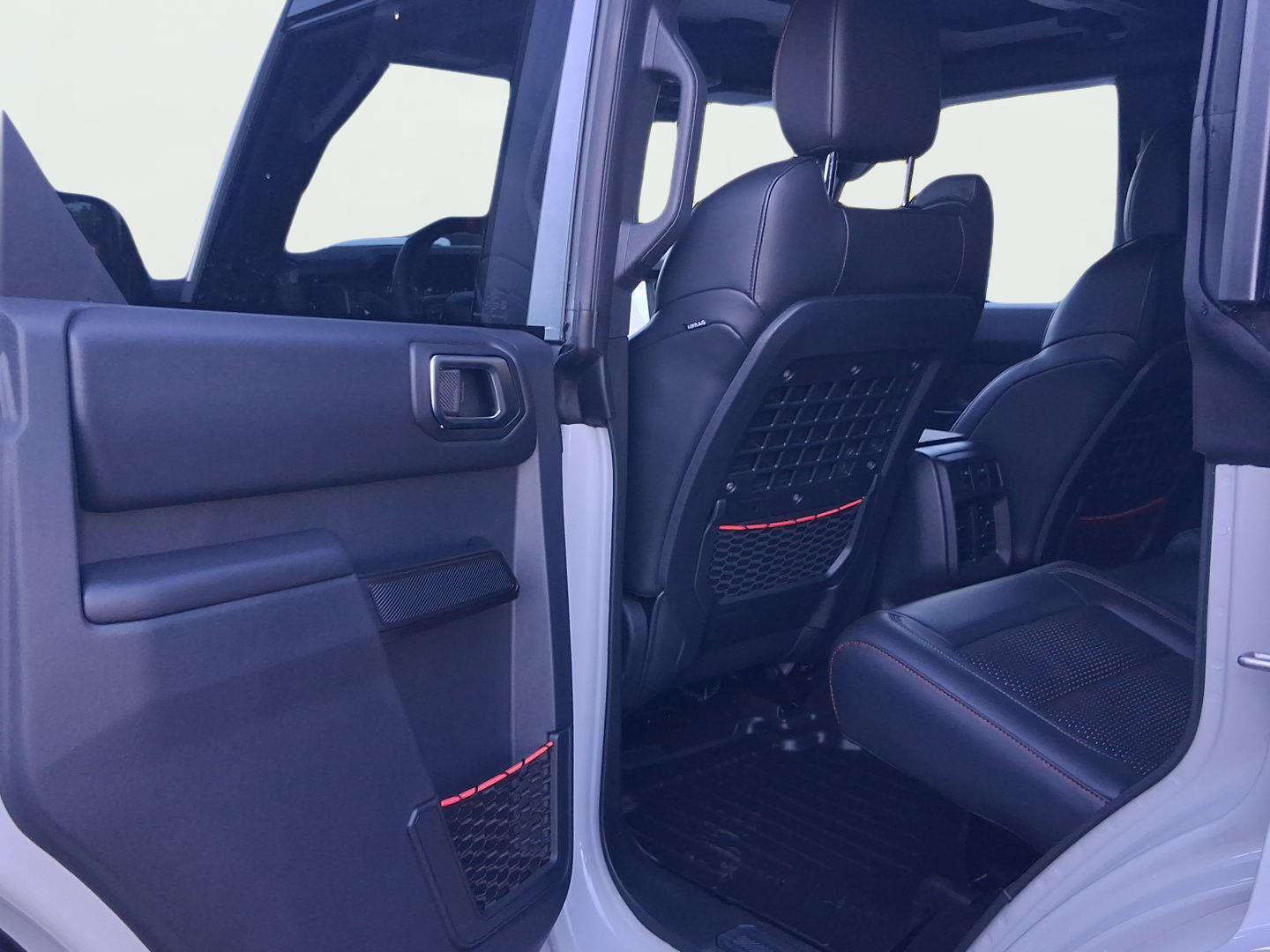 New 2026 Ford Bronco Raptor w/ Interior Carbon Fiber Pack AWD/4WD image 28