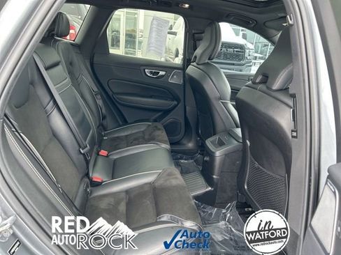 Used 2019 Volvo XC60 T8 R-Design w/ Advanced Package image 17
