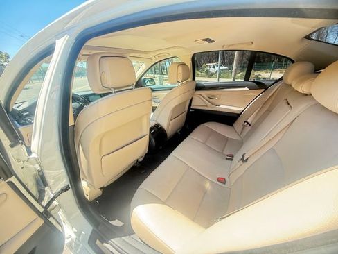 Used 2012 BMW 528i Sedan RWD image 28
