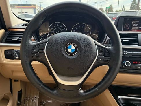 Used 2015 BMW 328i Sedan w/ Premium Package image 19