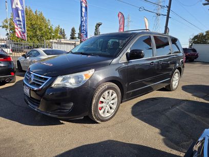 Used 2012 Volkswagen Routan SE