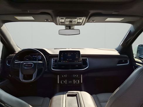 Used 2021 GMC Yukon SLT w/ SLT Premium Package image 23