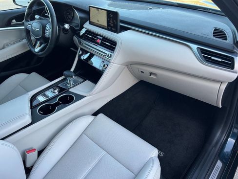 Used 2025 Genesis G70 2.5T image 20