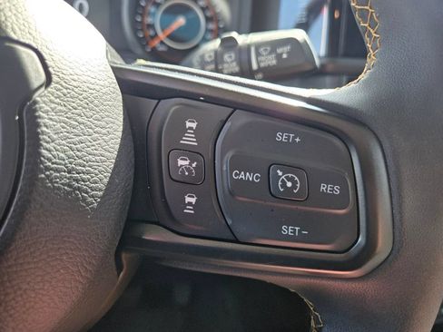 Used 2024 Jeep Wrangler Unlimited Sport AWD/4WD image 14