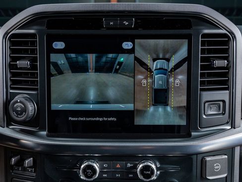 Used 2025 Ford F150 Platinum w/ FX4 Off-Road Package image 26