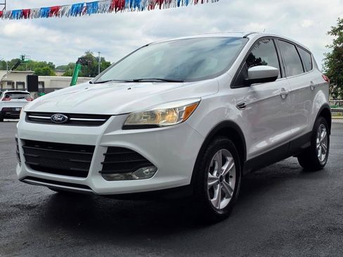 Used 2016 Ford Escape SE FWD image 6