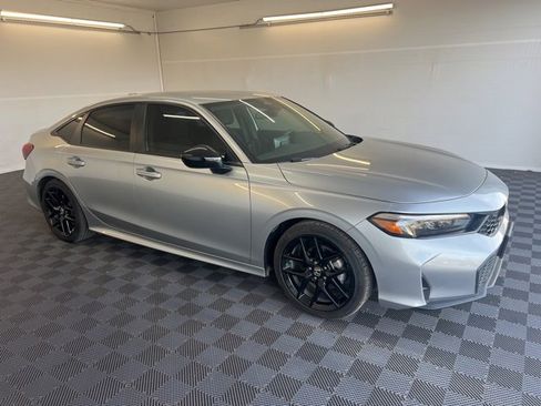 Certified 2025 Honda Civic Sport image 3