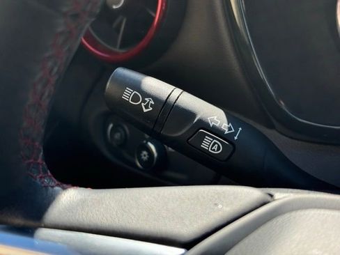 Used 2022 Chevrolet Blazer RS w/ Enhanced Convenience Package image 28