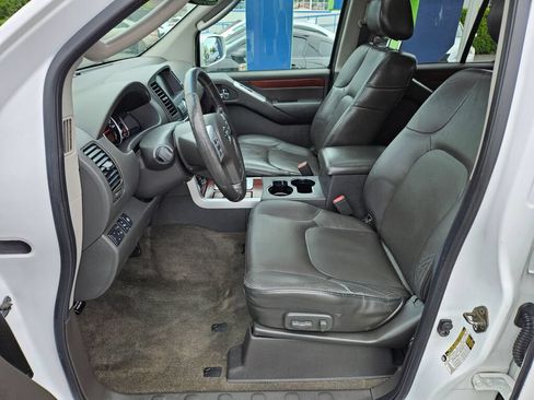 Used 2008 Nissan Pathfinder LE AWD/4WD image 14