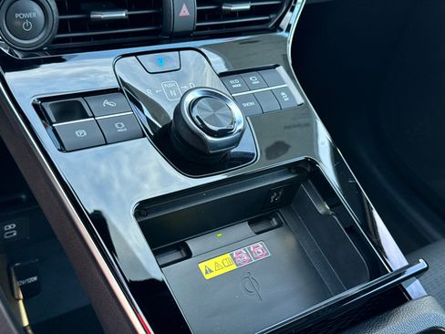 Certified 2023 Toyota bZ4X Limited image 28