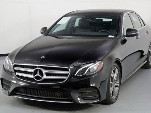 Used 2019 Mercedes-Benz E 300 w/ Premium 1 Package image 51