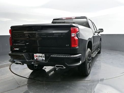 Used 2025 Chevrolet Silverado 1500 LT Trail Boss w/ Convenience Package II image 9
