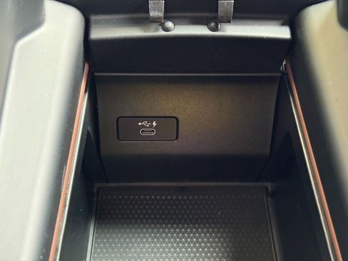 Used 2023 BMW X5 xDrive40i w/ Executive Package image 32