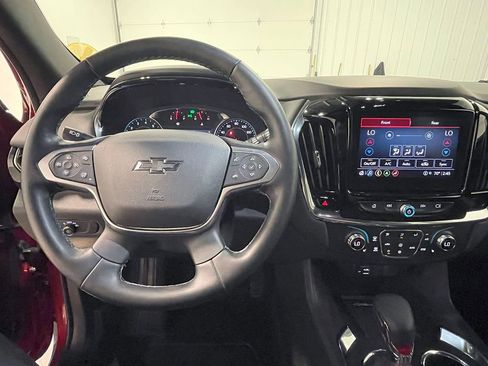 Used 2023 Chevrolet Traverse RS w/ LPO, Floor Liner Package image 28