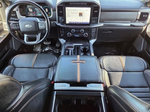 Used 2021 Ford F150 Platinum image 17