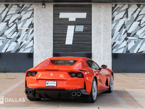 Used 2023 Ferrari 812 GTS Base image 16