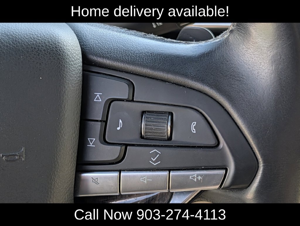 Used 2022 Cadillac Escalade Premium Luxury RWD image 25