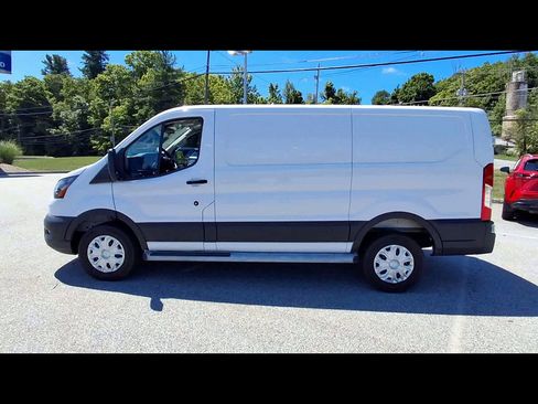 Certified 2025 Ford Transit 250 Low Roof w/ Exterior Upgrade Package RWD image 5