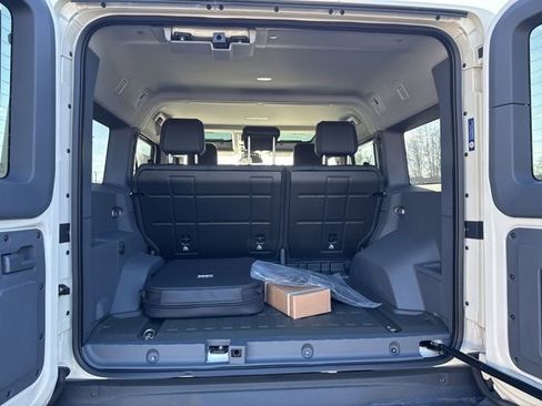 New 2025 INEOS Grenadier Fieldmaster Edition image 29