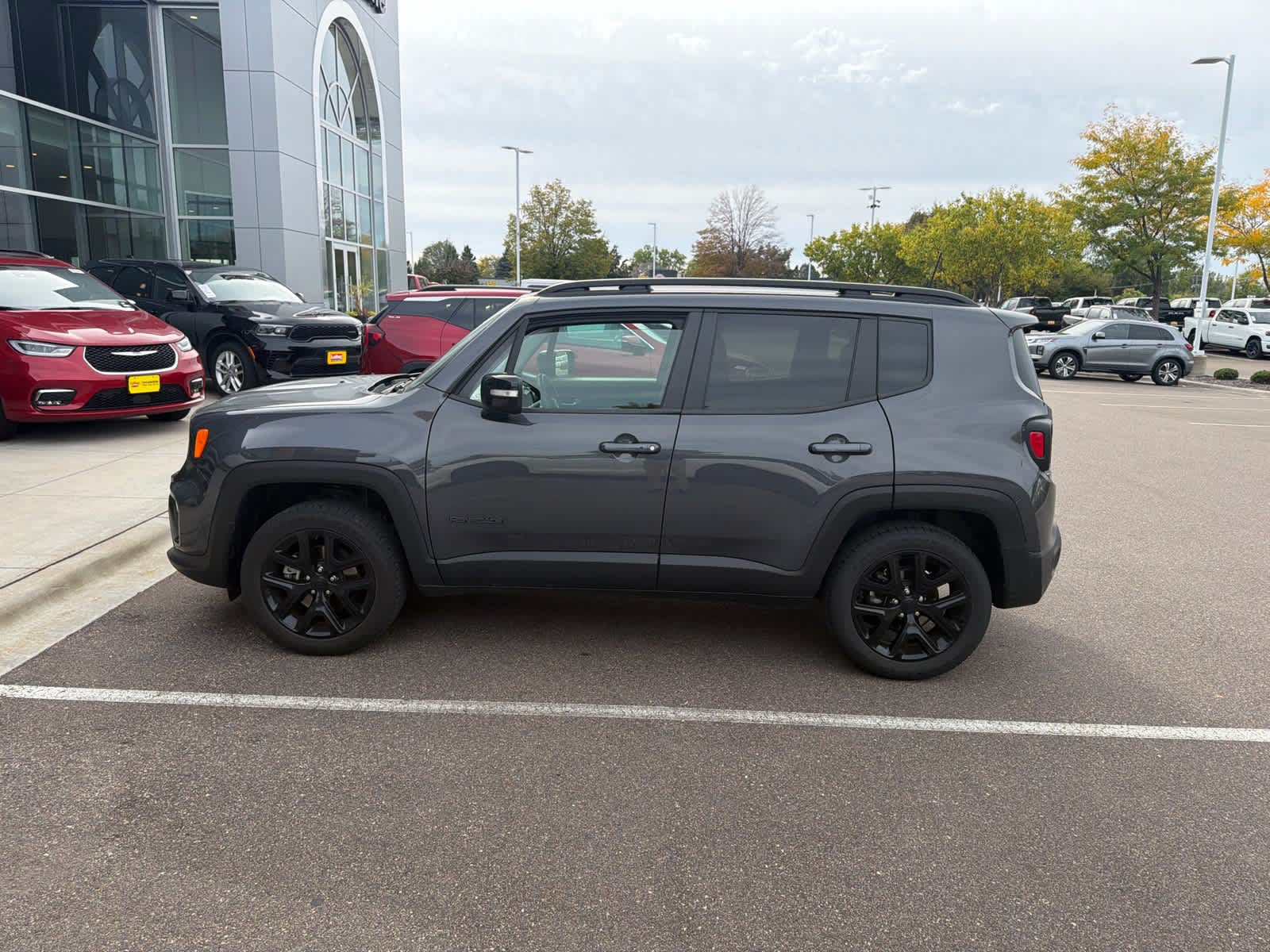 Used 2023 Jeep Renegade Altitude w/ Convenience Group I AWD/4WD image 6