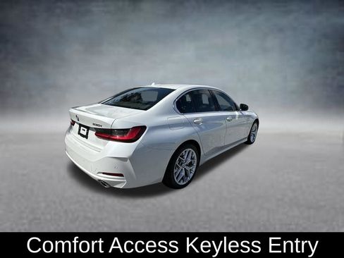 Used 2025 BMW 330i Sedan RWD image 7