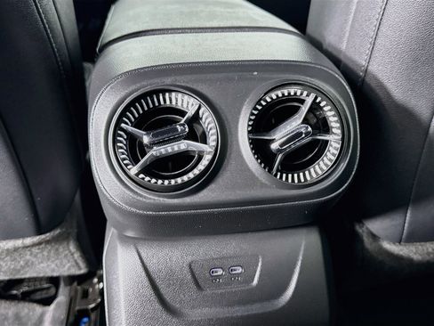 Used 2025 Chevrolet Blazer EV LT AWD/4WD image 27