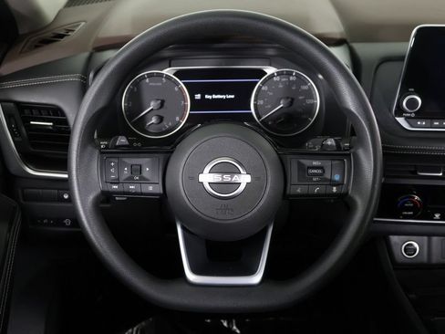 Used 2023 Nissan Rogue SV AWD/4WD image 36
