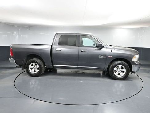 Used 2017 RAM 1500 Classic SLT AWD/4WD image 3