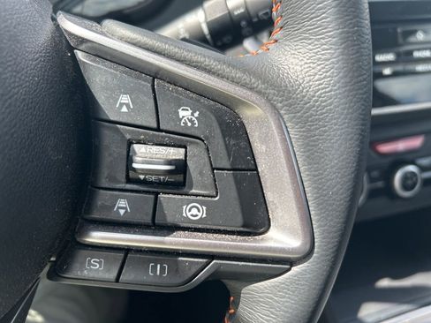 Used 2022 Subaru Crosstrek 2.0i Premium image 16