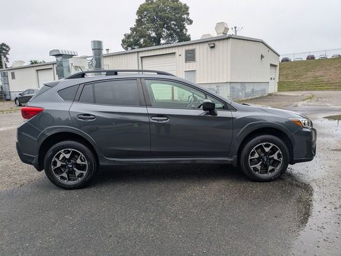 Used 2020 Subaru Crosstrek 2.0i AWD/4WD image 3
