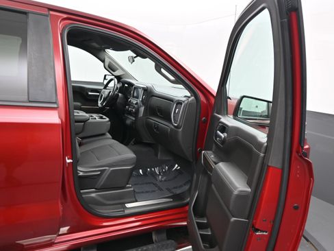 Used 2020 Chevrolet Silverado 1500 LT w/ Texas Edition AWD/4WD image 13