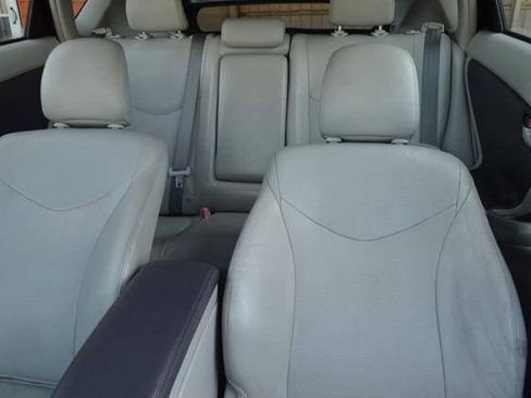 Used 2010 Toyota Prius FWD image 16
